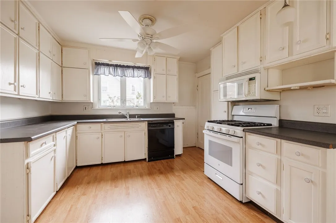 340 W Union St Street, Arcadia, New York 14513, Arcadia, New York 14513, 3 Bedrooms Bedrooms, 8 Rooms Rooms,1 BathroomBathrooms,Residential,For Sale,340 W Union St Street, Arcadia, New York 14513,0,R1651549