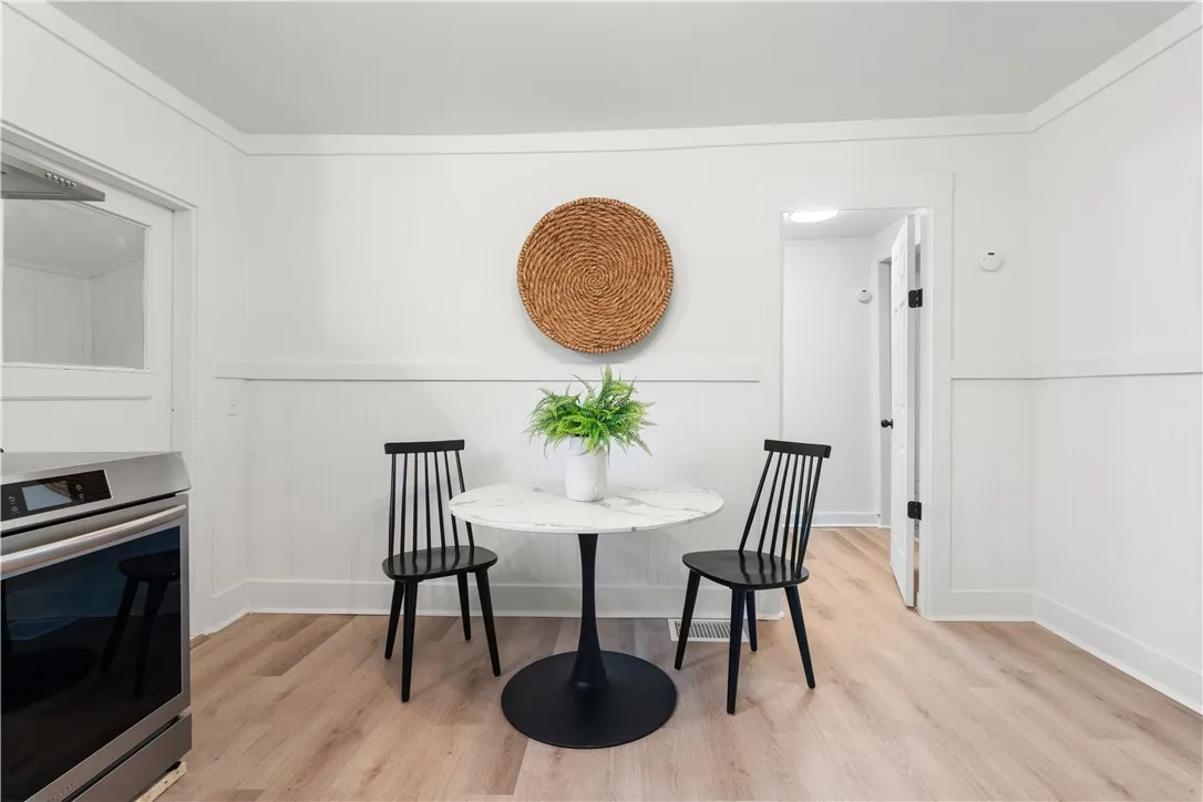 507 Ames Street, Rochester, New York 14606, Rochester, New York 14606, 3 Bedrooms Bedrooms, 7 Rooms Rooms,1 BathroomBathrooms,Residential,For Sale,507 Ames Street, Rochester, New York 14606,0,R1651408