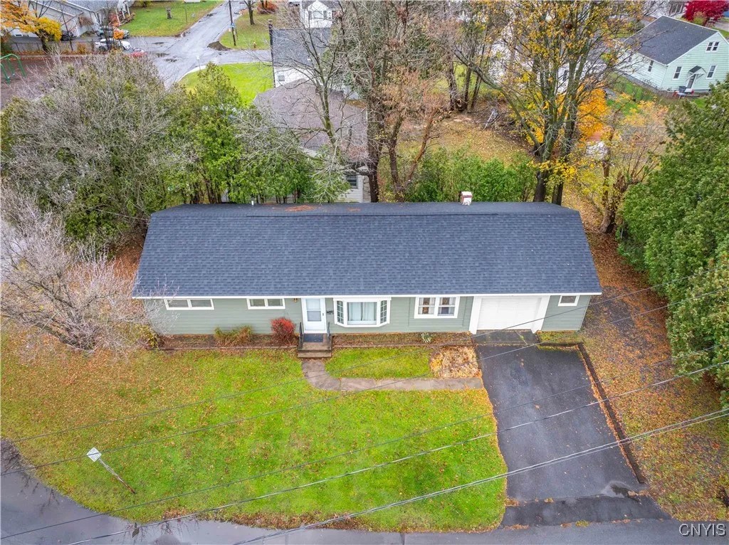 424 Rugby Road, Utica, New York 13502, Utica, New York 13502, 4 Bedrooms Bedrooms, 7 Rooms Rooms,1 BathroomBathrooms,Residential,For Sale,424 Rugby Road, Utica, New York 13502,0,S1651417