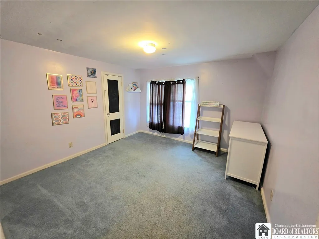 44 Meadow Lane, Jamestown, New York 14701, Jamestown, New York 14701, 3 Bedrooms Bedrooms, 7 Rooms Rooms,1 BathroomBathrooms,Residential,For Sale,44 Meadow Lane, Jamestown, New York 14701,0,R1651414