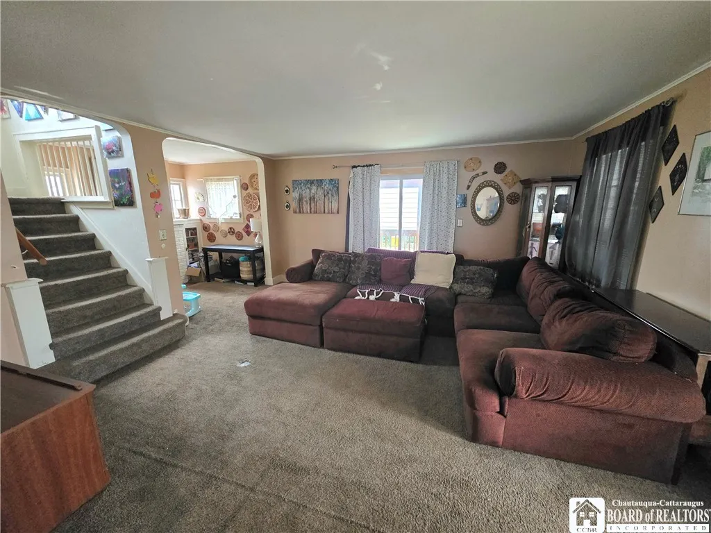 44 Meadow Lane, Jamestown, New York 14701, Jamestown, New York 14701, 3 Bedrooms Bedrooms, 7 Rooms Rooms,1 BathroomBathrooms,Residential,For Sale,44 Meadow Lane, Jamestown, New York 14701,0,R1651414