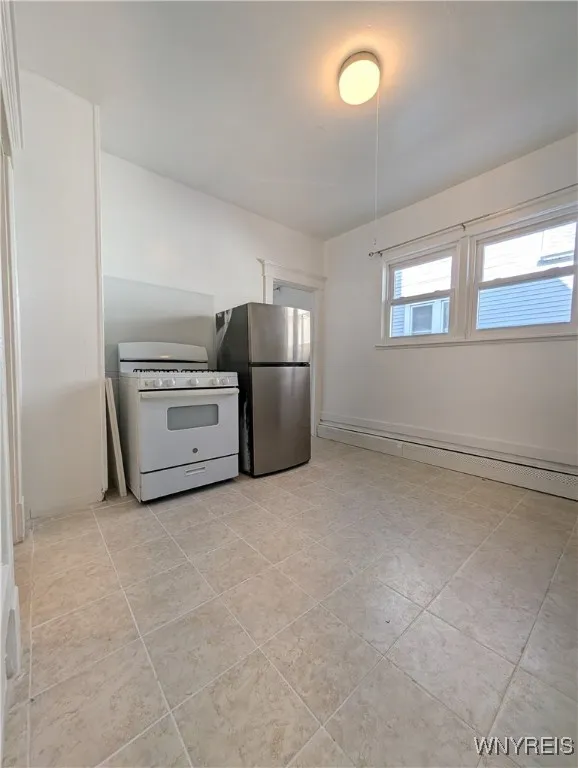 79 Klas Avenue, West Seneca, New York 14224, West Seneca, New York 14224, 4 Bedrooms Bedrooms, 9 Rooms Rooms,2 BathroomsBathrooms,Residential Lease,For Rent,79 Klas Avenue, West Seneca, New York 14224,0,B1651842