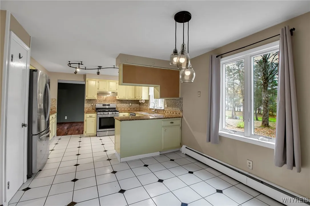 6689 Jewett Holmwood Road, Orchard Park, New York, Orchard Park, New York 14127, 3 Bedrooms Bedrooms, 7 Rooms Rooms,1 BathroomBathrooms,Residential,For Sale,6689 Jewett Holmwood Road, Orchard Park, New York ,0,B1651721