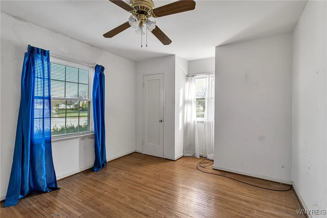 288 Vicksburg Avenue, Tonawanda, New York 14150, Tonawanda, New York 14150, 3 Bedrooms Bedrooms, 5 Rooms Rooms,1 BathroomBathrooms,Residential,Closed,288 Vicksburg Avenue, Tonawanda, New York 14150,0,B1651901