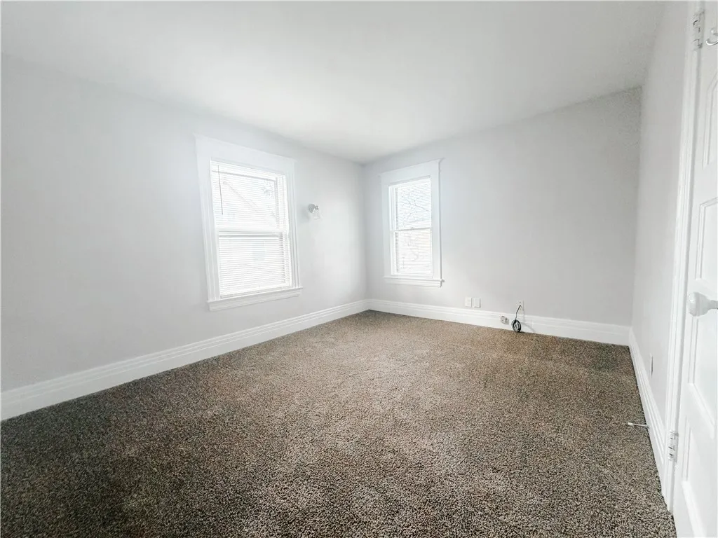 32 Engel Place, Rochester, New York 14620, Rochester, New York 14620, 3 Bedrooms Bedrooms, 7 Rooms Rooms,1 BathroomBathrooms,Residential,For Sale,32 Engel Place, Rochester, New York 14620,0,R1651911