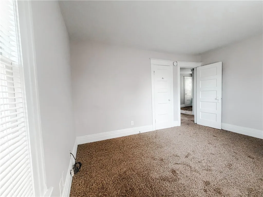 32 Engel Place, Rochester, New York 14620, Rochester, New York 14620, 3 Bedrooms Bedrooms, 7 Rooms Rooms,1 BathroomBathrooms,Residential,For Sale,32 Engel Place, Rochester, New York 14620,0,R1651911