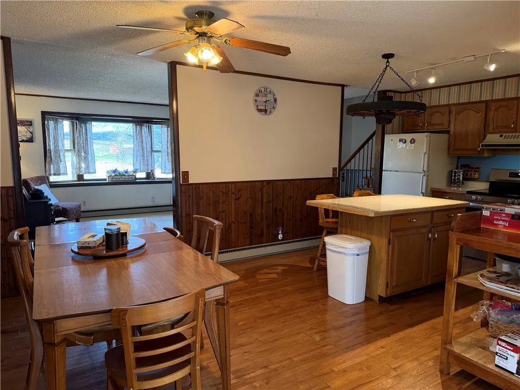 8959 State Route 53, Naples, New York 14512, Naples, New York 14512, 3 Bedrooms Bedrooms, 10 Rooms Rooms,2 BathroomsBathrooms,Residential,For Sale,8959 State Route 53, Naples, New York 14512,0,R1651227