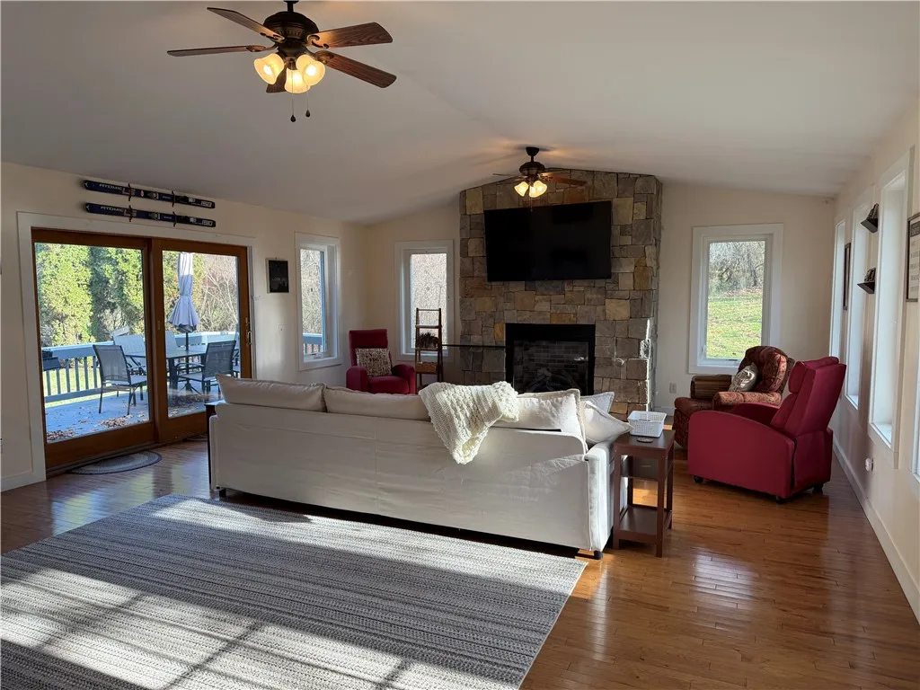 8959 State Route 53, Naples, New York 14512, Naples, New York 14512, 3 Bedrooms Bedrooms, 10 Rooms Rooms,2 BathroomsBathrooms,Residential,For Sale,8959 State Route 53, Naples, New York 14512,0,R1651227