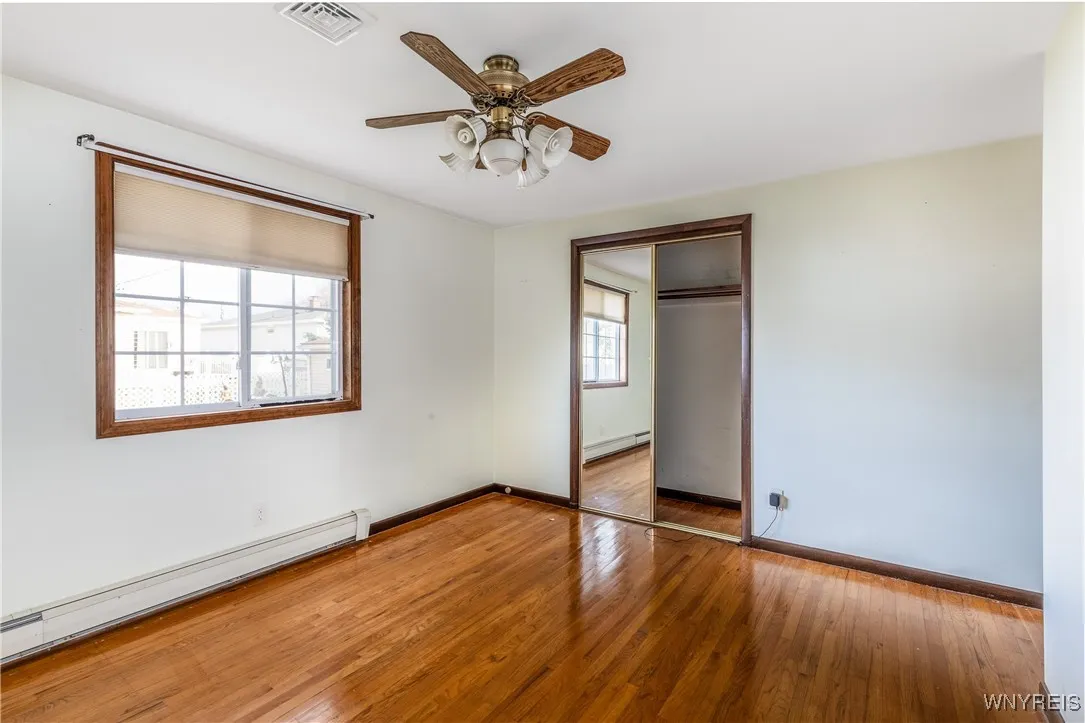 220 Enez Drive, Cheektowaga, New York 14043, Cheektowaga, New York 14043, 3 Bedrooms Bedrooms, 8 Rooms Rooms,1 BathroomBathrooms,Residential,For Sale,220 Enez Drive, Cheektowaga, New York 14043,0,B1651179