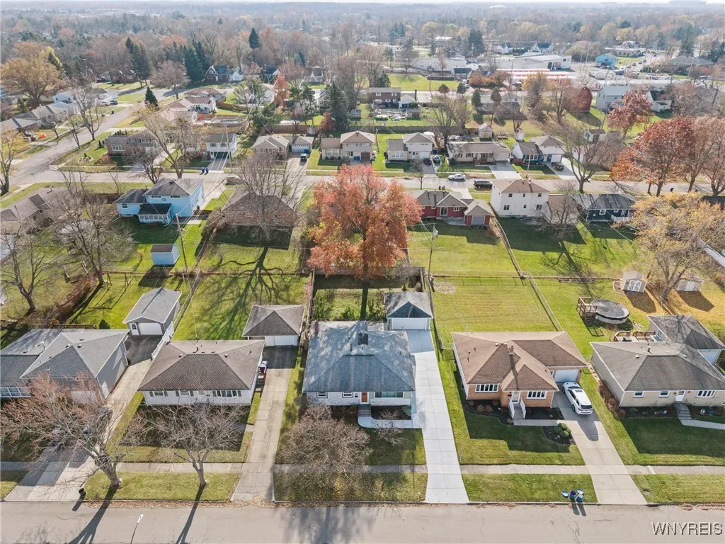 91 Marilyn Drive, West Seneca, New York 14224, West Seneca, New York 14224, 3 Bedrooms Bedrooms, 6 Rooms Rooms,2 BathroomsBathrooms,Residential,For Sale,91 Marilyn Drive, West Seneca, New York 14224,0,B1648945