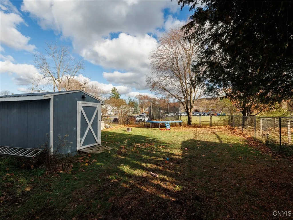 1013 Myrtle Avenue, Watertown City, New York 13601, Watertown City, New York 13601, 4 Bedrooms Bedrooms, 10 Rooms Rooms,2 BathroomsBathrooms,Residential,For Sale,1013 Myrtle Avenue, Watertown City, New York 13601,0,S1651894