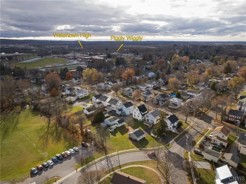 1013 Myrtle Avenue, Watertown City, New York 13601, Watertown City, New York 13601, 4 Bedrooms Bedrooms, 10 Rooms Rooms,2 BathroomsBathrooms,Residential,For Sale,1013 Myrtle Avenue, Watertown City, New York 13601,0,S1651894