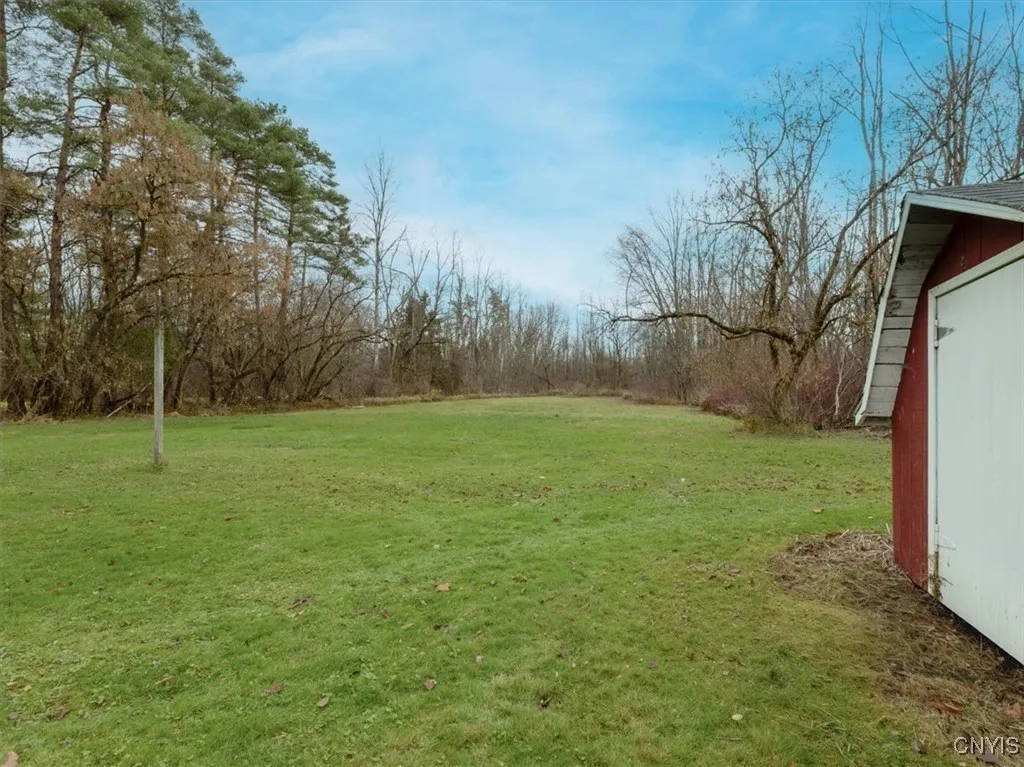 341 Roberts Street, Lenox, New York 13032, Lenox, New York 13032, 3 Bedrooms Bedrooms, 6 Rooms Rooms,1 BathroomBathrooms,Residential,For Sale,341 Roberts Street, Lenox, New York 13032,0,S1651560