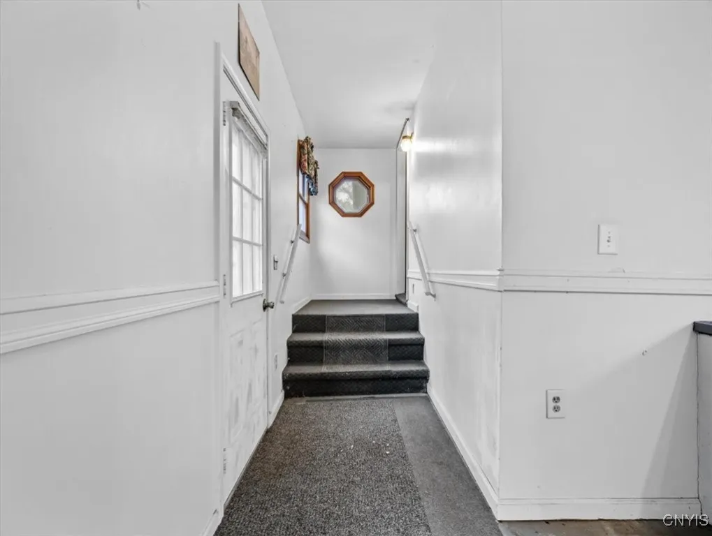 341 Roberts Street, Lenox, New York 13032, Lenox, New York 13032, 3 Bedrooms Bedrooms, 6 Rooms Rooms,1 BathroomBathrooms,Residential,For Sale,341 Roberts Street, Lenox, New York 13032,0,S1651560