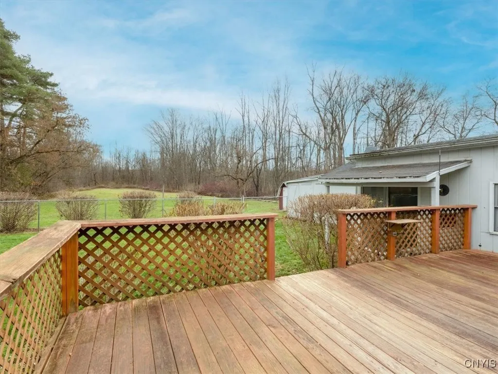 341 Roberts Street, Lenox, New York 13032, Lenox, New York 13032, 3 Bedrooms Bedrooms, 6 Rooms Rooms,1 BathroomBathrooms,Residential,For Sale,341 Roberts Street, Lenox, New York 13032,0,S1651560