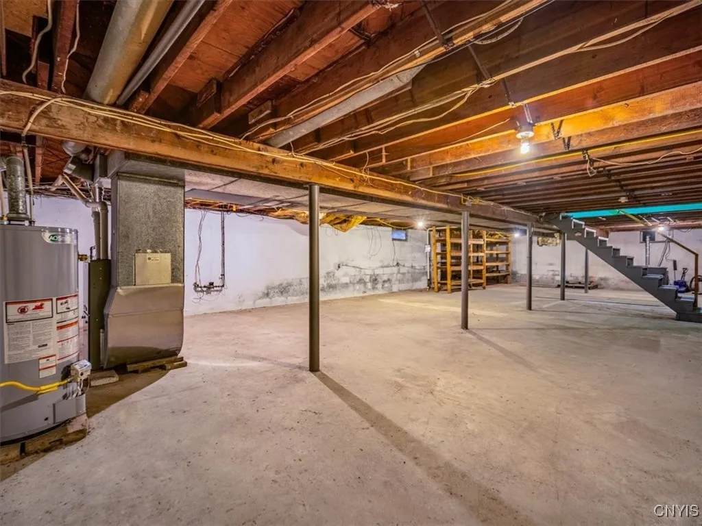 341 Roberts Street, Lenox, New York 13032, Lenox, New York 13032, 3 Bedrooms Bedrooms, 6 Rooms Rooms,1 BathroomBathrooms,Residential,For Sale,341 Roberts Street, Lenox, New York 13032,0,S1651560