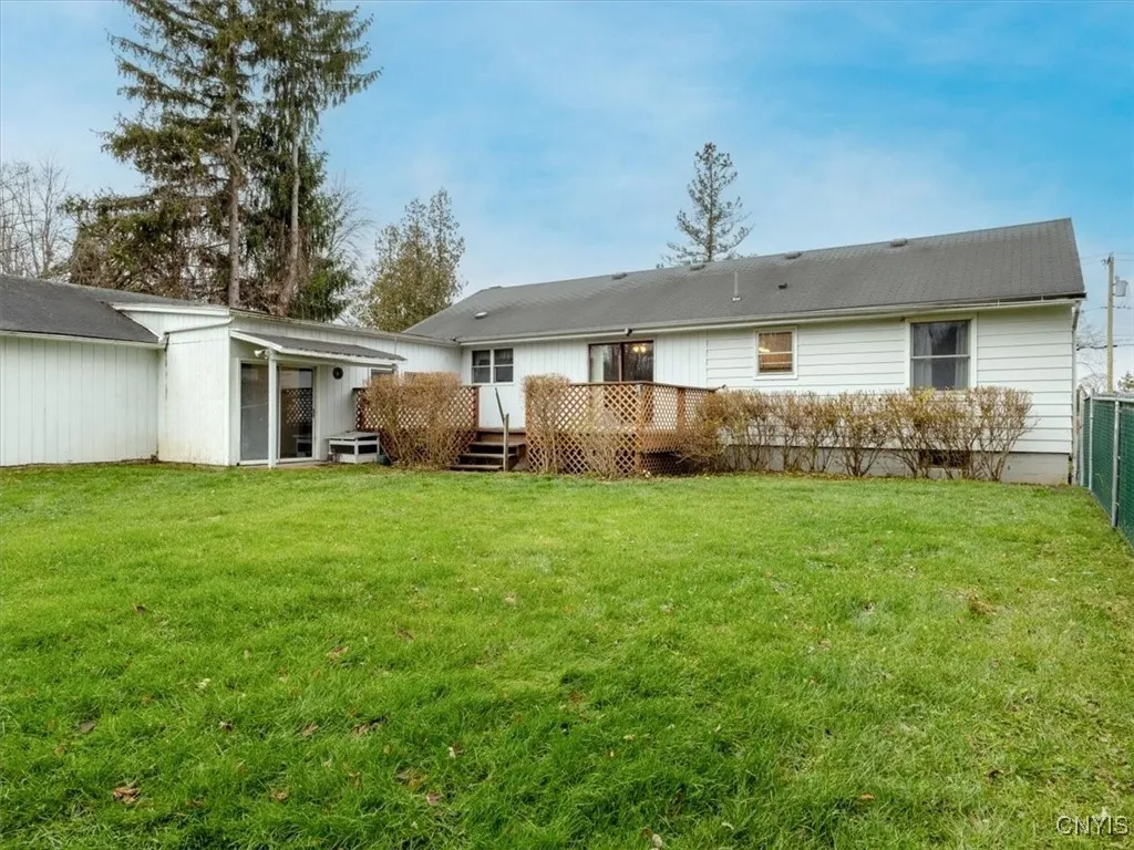 341 Roberts Street, Lenox, New York 13032, Lenox, New York 13032, 3 Bedrooms Bedrooms, 6 Rooms Rooms,1 BathroomBathrooms,Residential,For Sale,341 Roberts Street, Lenox, New York 13032,0,S1651560