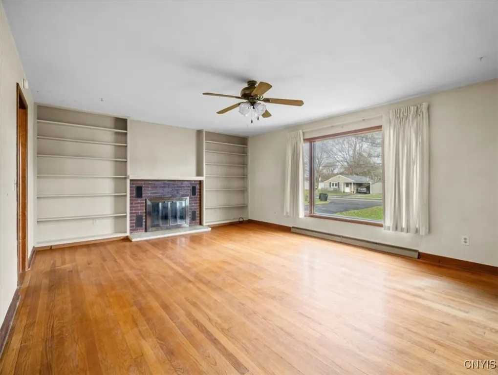 341 Roberts Street, Lenox, New York 13032, Lenox, New York 13032, 3 Bedrooms Bedrooms, 6 Rooms Rooms,1 BathroomBathrooms,Residential,For Sale,341 Roberts Street, Lenox, New York 13032,0,S1651560