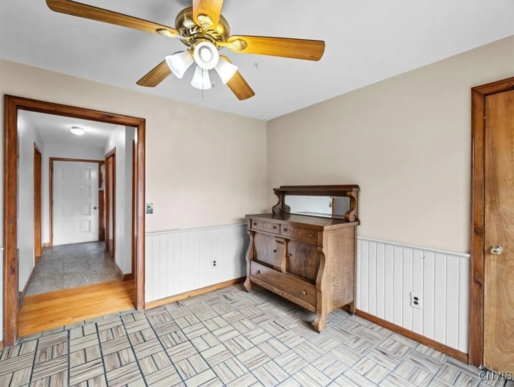 341 Roberts Street, Lenox, New York 13032, Lenox, New York 13032, 3 Bedrooms Bedrooms, 6 Rooms Rooms,1 BathroomBathrooms,Residential,For Sale,341 Roberts Street, Lenox, New York 13032,0,S1651560