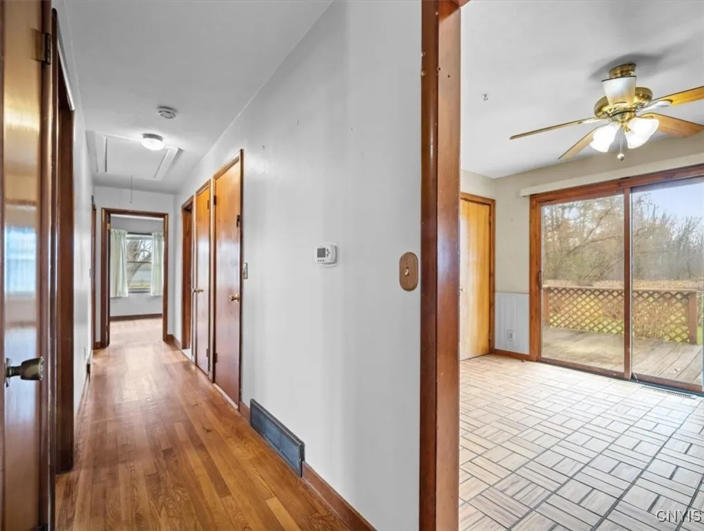 341 Roberts Street, Lenox, New York 13032, Lenox, New York 13032, 3 Bedrooms Bedrooms, 6 Rooms Rooms,1 BathroomBathrooms,Residential,For Sale,341 Roberts Street, Lenox, New York 13032,0,S1651560