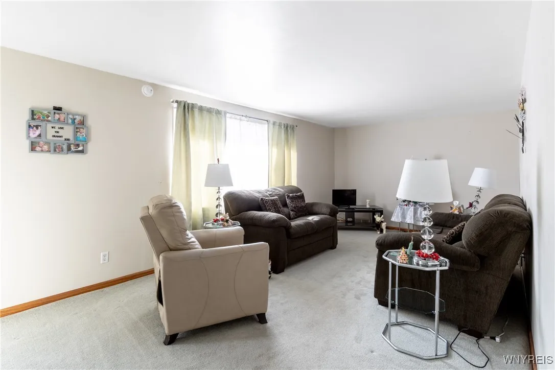 396 Cleveland Drive, Tonawanda, New York 14223, Tonawanda, New York 14223, 3 Bedrooms Bedrooms, 5 Rooms Rooms,1 BathroomBathrooms,Residential,For Sale,396 Cleveland Drive, Tonawanda, New York 14223,0,B1650302