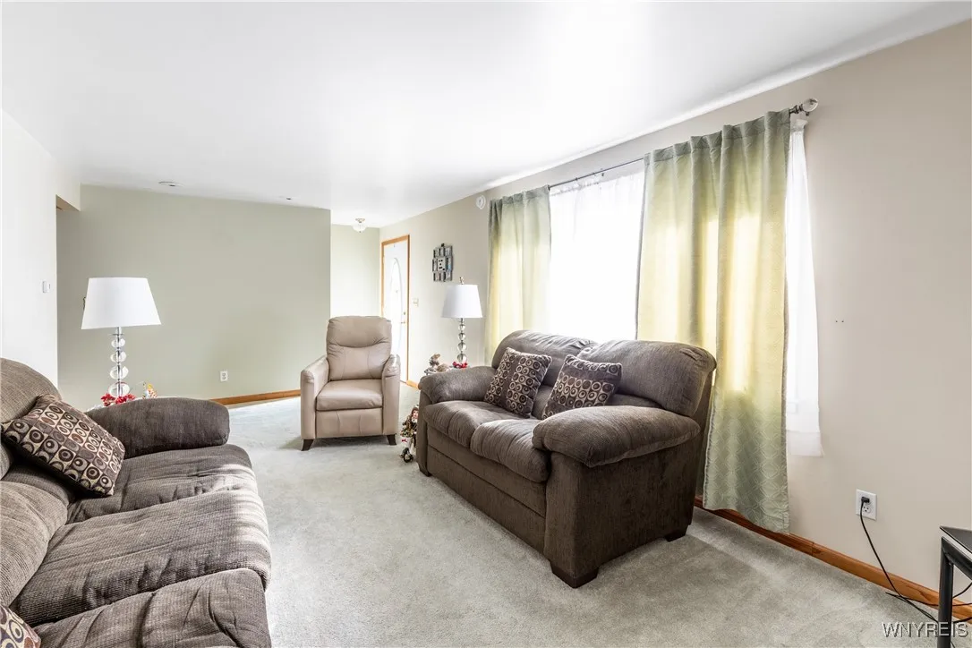 396 Cleveland Drive, Tonawanda, New York 14223, Tonawanda, New York 14223, 3 Bedrooms Bedrooms, 5 Rooms Rooms,1 BathroomBathrooms,Residential,For Sale,396 Cleveland Drive, Tonawanda, New York 14223,0,B1650302