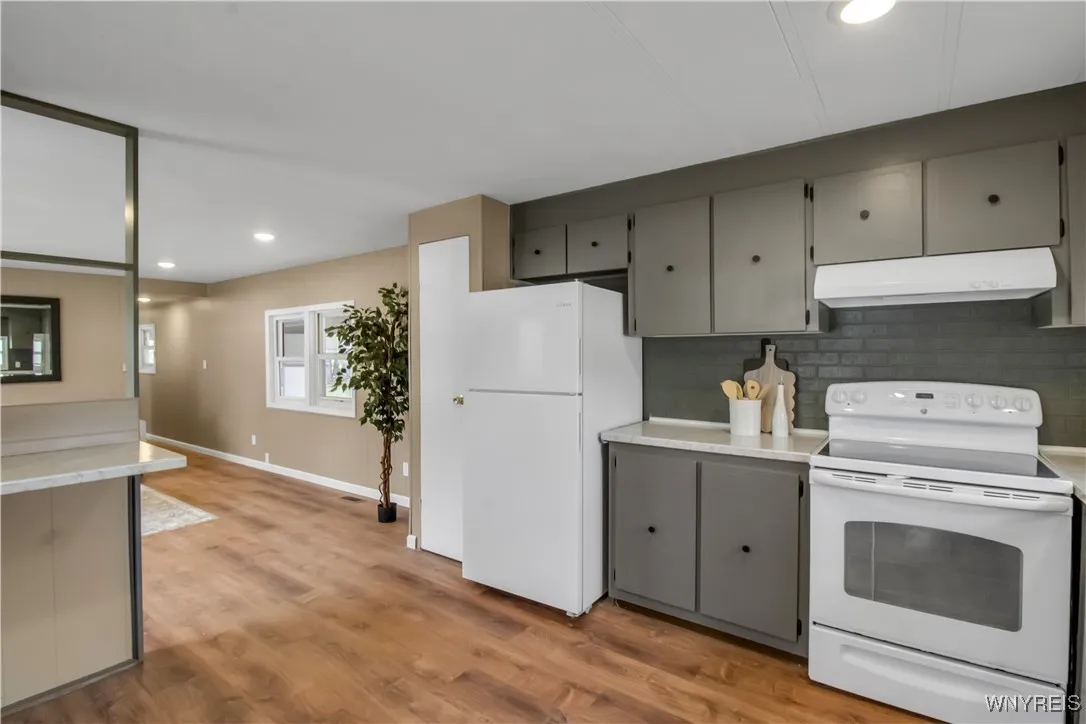 44 Lake Drive, Shelby, New York 14103, Shelby, New York 14103, 2 Bedrooms Bedrooms, 5 Rooms Rooms,1 BathroomBathrooms,Residential,For Sale,44 Lake Drive, Shelby, New York 14103,0,B1650941