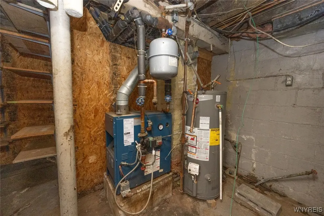 27 Cornwall Avenue, Buffalo, New York 14215, Buffalo, New York 14215, 4 Bedrooms Bedrooms, 8 Rooms Rooms,1 BathroomBathrooms,Residential,For Sale,27 Cornwall Avenue, Buffalo, New York 14215,0,B1651736