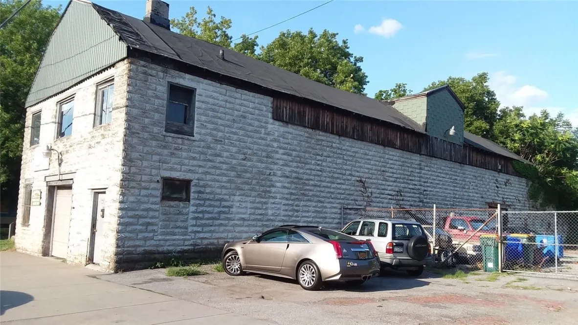 658 Joseph Avenue, Rochester, New York 14621, Rochester, New York 14621, ,Commercial Sale,For Sale,658 Joseph Avenue, Rochester, New York 14621,0,R1651974