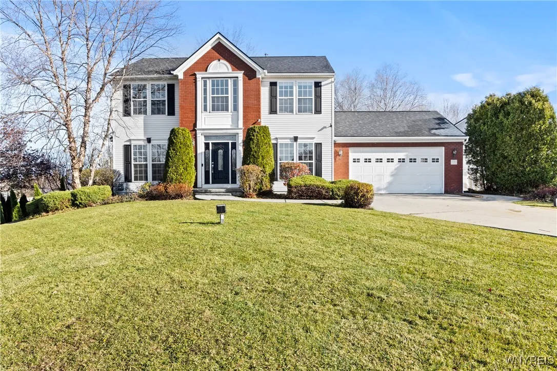 2181 Fox Chase Road, Hamburg, New York 14085, Hamburg, New York 14085, 4 Bedrooms Bedrooms, 10 Rooms Rooms,2 BathroomsBathrooms,Residential,Closed,2181 Fox Chase Road, Hamburg, New York 14085,0,B1651833