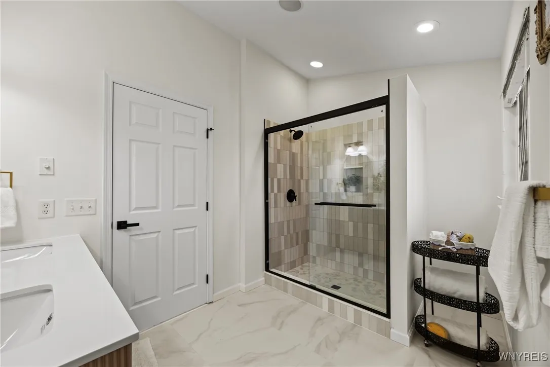 2181 Fox Chase Road, Hamburg, New York 14085, Hamburg, New York 14085, 4 Bedrooms Bedrooms, 10 Rooms Rooms,2 BathroomsBathrooms,Residential,Closed,2181 Fox Chase Road, Hamburg, New York 14085,0,B1651833