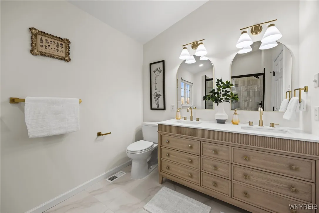 2181 Fox Chase Road, Hamburg, New York 14085, Hamburg, New York 14085, 4 Bedrooms Bedrooms, 10 Rooms Rooms,2 BathroomsBathrooms,Residential,Closed,2181 Fox Chase Road, Hamburg, New York 14085,0,B1651833