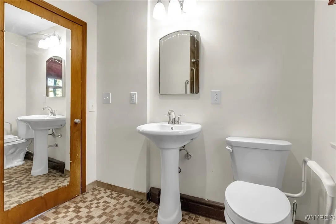 7083 Boston State Road, Boston, New York 14075, Boston, New York 14075, 2 Bedrooms Bedrooms, 6 Rooms Rooms,1 BathroomBathrooms,Residential,For Sale,7083 Boston State Road, Boston, New York 14075,0,B1651874