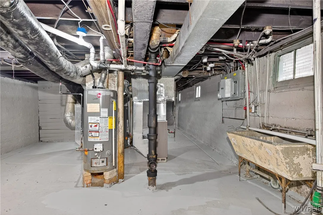 411 Cambridge Avenue, Buffalo, New York 14215, Buffalo, New York 14215, 6 Bedrooms Bedrooms, ,2 BathroomsBathrooms,Residential,For Sale,411 Cambridge Avenue, Buffalo, New York 14215,0,B1651992