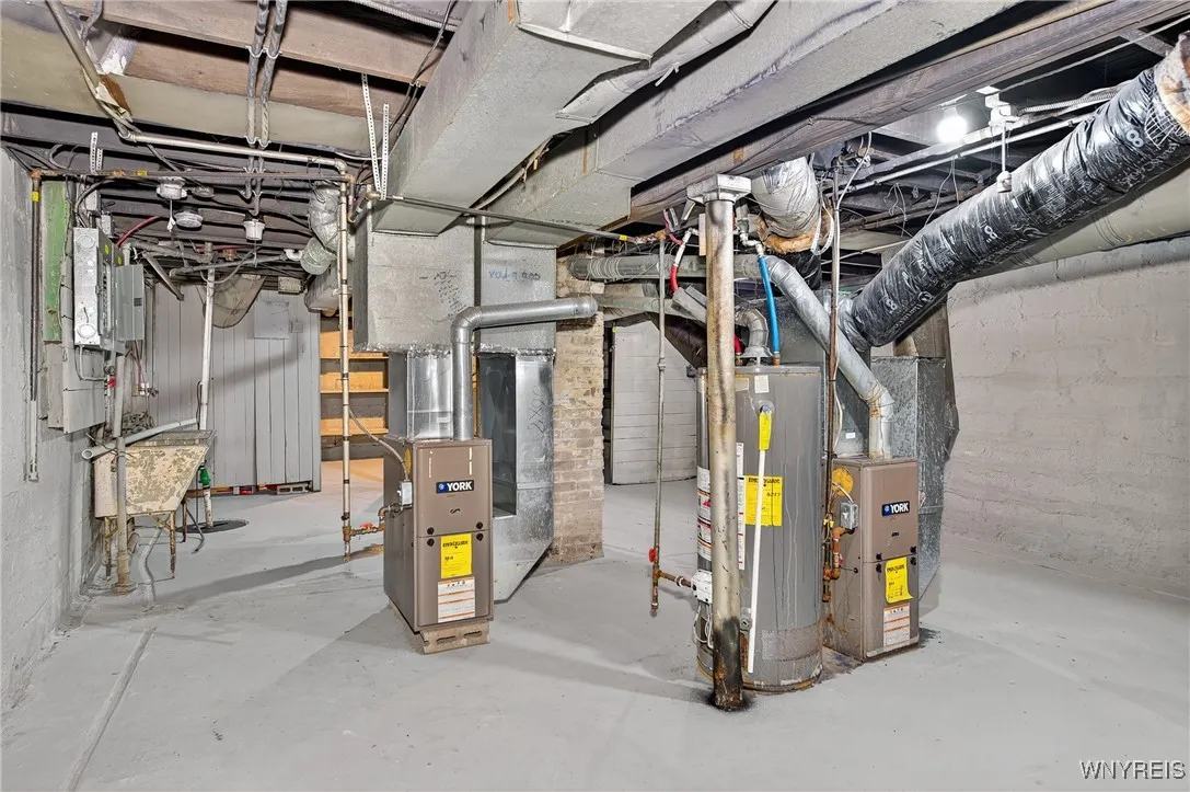 411 Cambridge Avenue, Buffalo, New York 14215, Buffalo, New York 14215, 6 Bedrooms Bedrooms, ,2 BathroomsBathrooms,Residential,For Sale,411 Cambridge Avenue, Buffalo, New York 14215,0,B1651992