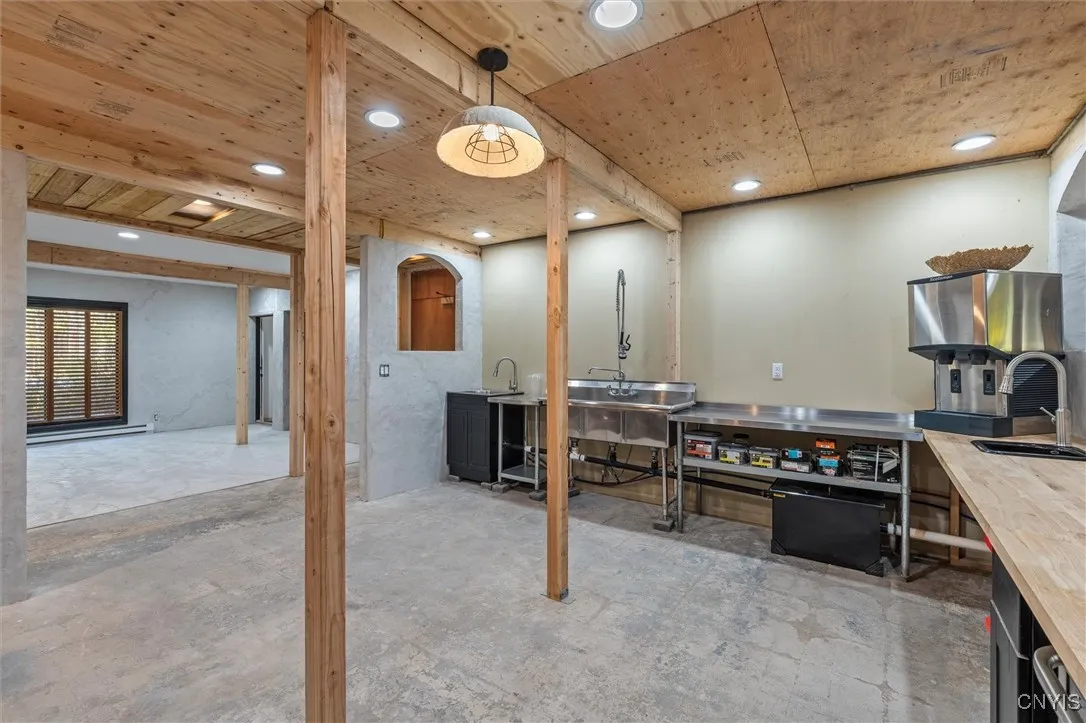 354 Long Branch Road, Geddes, New York 13209, Geddes, New York 13209, 2 Bedrooms Bedrooms, 8 Rooms Rooms,1 BathroomBathrooms,Residential,For Sale,354 Long Branch Road, Geddes, New York 13209,0,S1651665