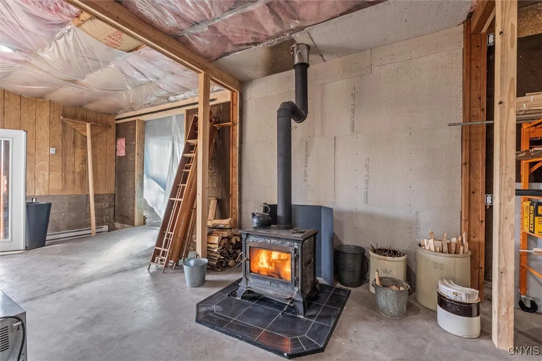 354 Long Branch Road, Geddes, New York 13209, Geddes, New York 13209, 2 Bedrooms Bedrooms, 8 Rooms Rooms,1 BathroomBathrooms,Residential,For Sale,354 Long Branch Road, Geddes, New York 13209,0,S1651665