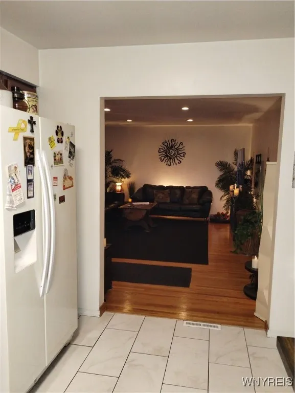 2467 Forest Avenue, Niagara Falls, New York 14301, Niagara Falls, New York 14301, 3 Bedrooms Bedrooms, 5 Rooms Rooms,1 BathroomBathrooms,Residential,For Sale,2467 Forest Avenue, Niagara Falls, New York 14301,0,B1652014