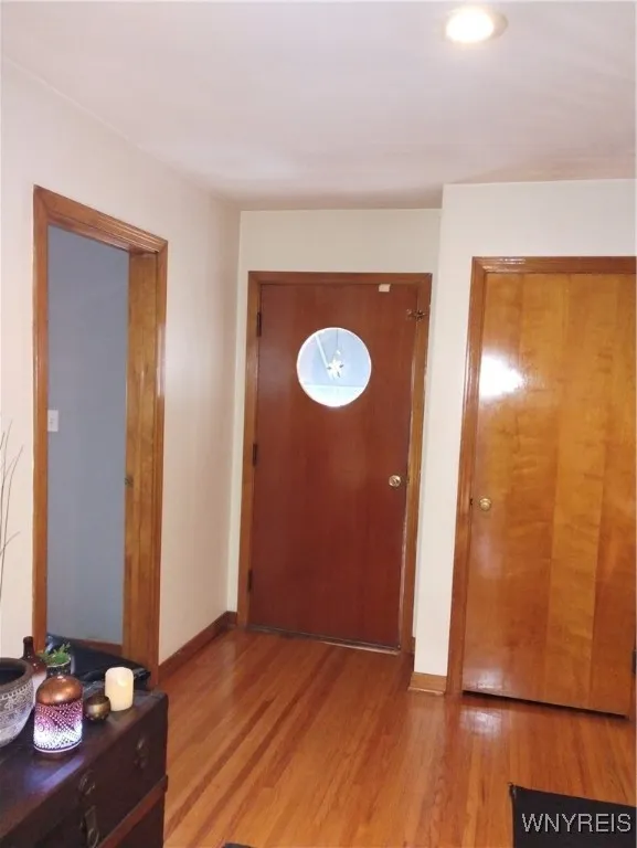 2467 Forest Avenue, Niagara Falls, New York 14301, Niagara Falls, New York 14301, 3 Bedrooms Bedrooms, 5 Rooms Rooms,1 BathroomBathrooms,Residential,For Sale,2467 Forest Avenue, Niagara Falls, New York 14301,0,B1652014