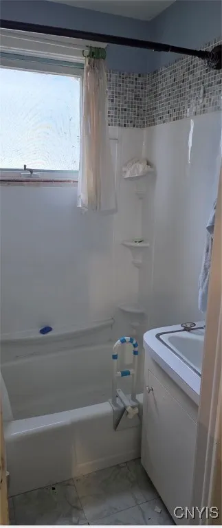 524 West Seneca, Syracuse, New York 13207, Syracuse, New York 13207, 4 Bedrooms Bedrooms, 9 Rooms Rooms,2 BathroomsBathrooms,Residential,For Sale,524 West Seneca, Syracuse, New York 13207,0,S1651284