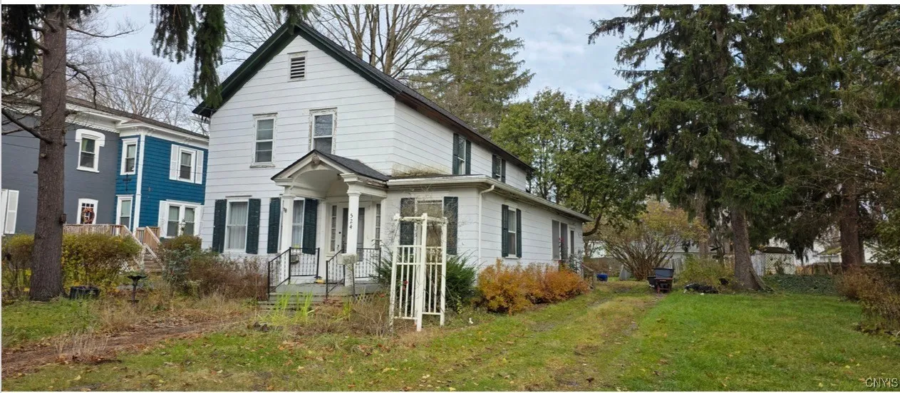 524 West Seneca, Syracuse, New York 13207, Syracuse, New York 13207, 4 Bedrooms Bedrooms, 9 Rooms Rooms,2 BathroomsBathrooms,Residential,For Sale,524 West Seneca, Syracuse, New York 13207,0,S1651284