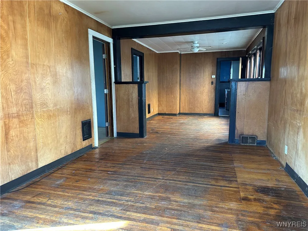 230 Dutton Avenue, Buffalo, New York 14211, Buffalo, New York 14211, 2 Bedrooms Bedrooms, 8 Rooms Rooms,1 BathroomBathrooms,Residential,For Sale,230 Dutton Avenue, Buffalo, New York 14211,0,B1652004