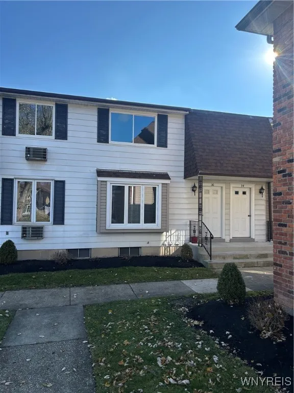 30 A Wellington Court, Amherst, New York 14221, Amherst, New York 14221, 2 Bedrooms Bedrooms, 5 Rooms Rooms,1 BathroomBathrooms,Residential Lease,For Rent,30 A Wellington Court, Amherst, New York 14221,0,B1651957