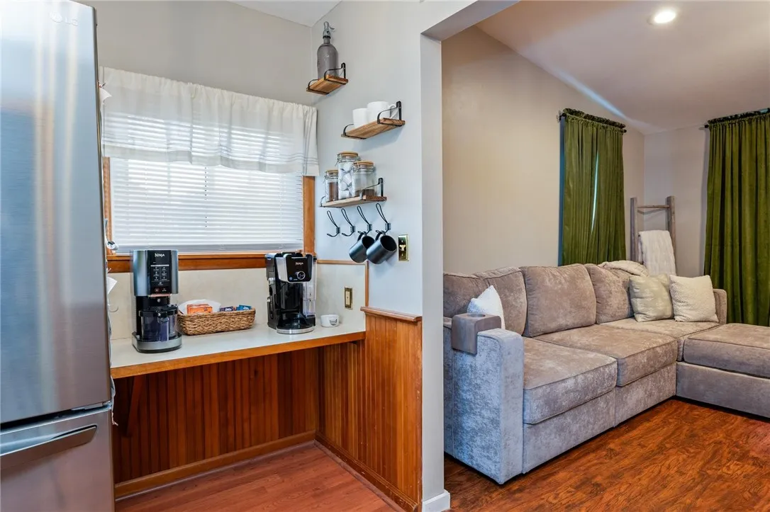 15 Kendall Street, Manchester, New York 14432, Manchester, New York 14432, 2 Bedrooms Bedrooms, 6 Rooms Rooms,1 BathroomBathrooms,Residential,For Sale,15 Kendall Street, Manchester, New York 14432,0,R1651131