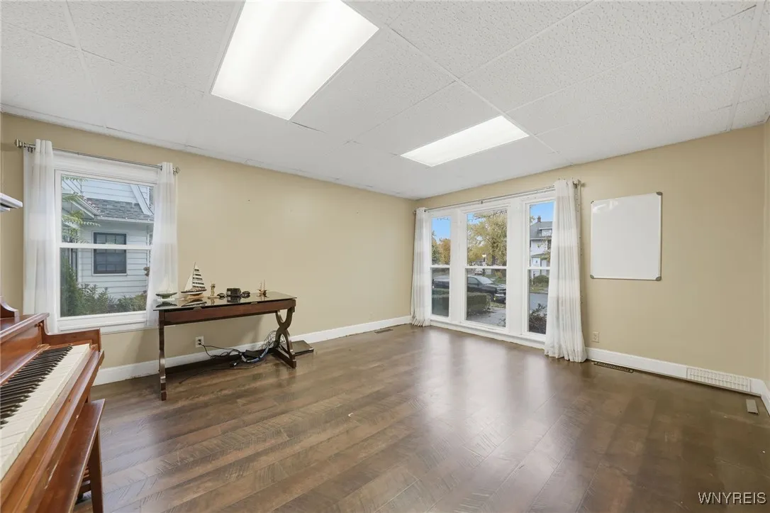 FIRST FLOOR MAIN OFFICE