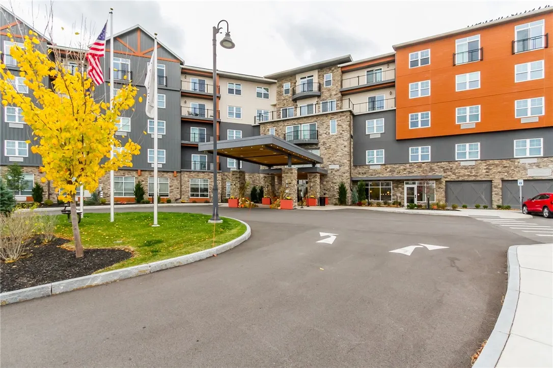 205 Lakeshore Drive 417, Canandaigua City, New Yor, Canandaigua City, New York 14424, 1 Bedroom Bedrooms, 5 Rooms Rooms,2 BathroomsBathrooms,Residential,For Sale,205 Lakeshore Drive 417, Canandaigua City, New Yor,0,R1651765