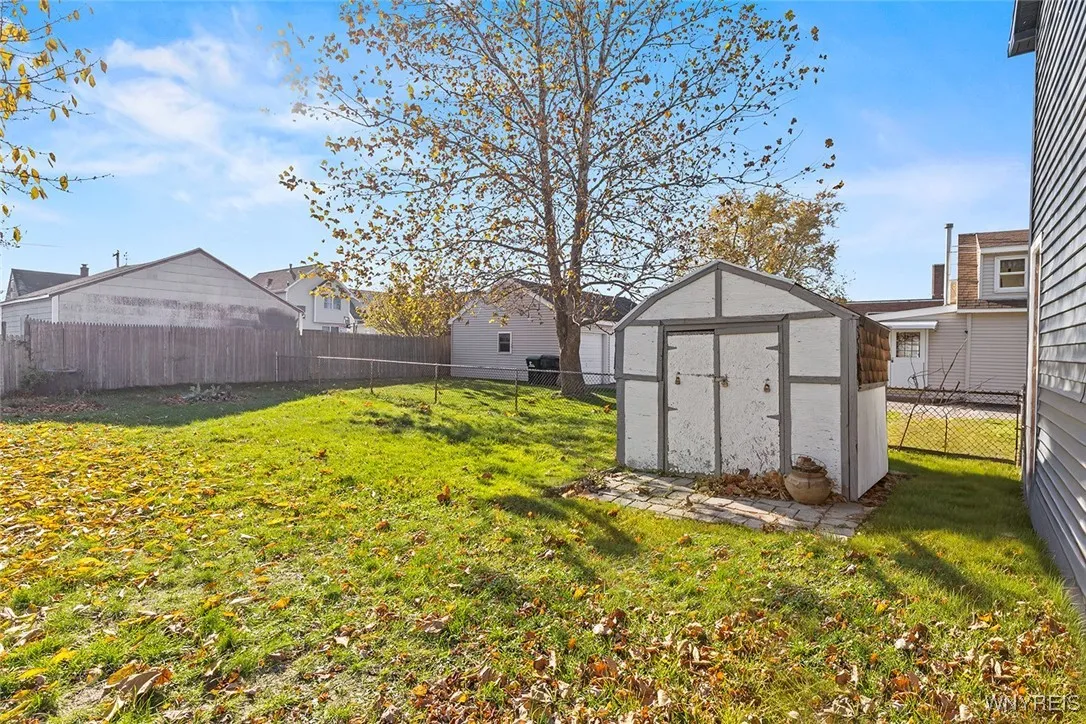 93 Edgar Avenue, Tonawanda, New York 14207, Tonawanda, New York 14207, 6 Bedrooms Bedrooms, ,2 BathroomsBathrooms,Residential,Closed,93 Edgar Avenue, Tonawanda, New York 14207,0,B1651923