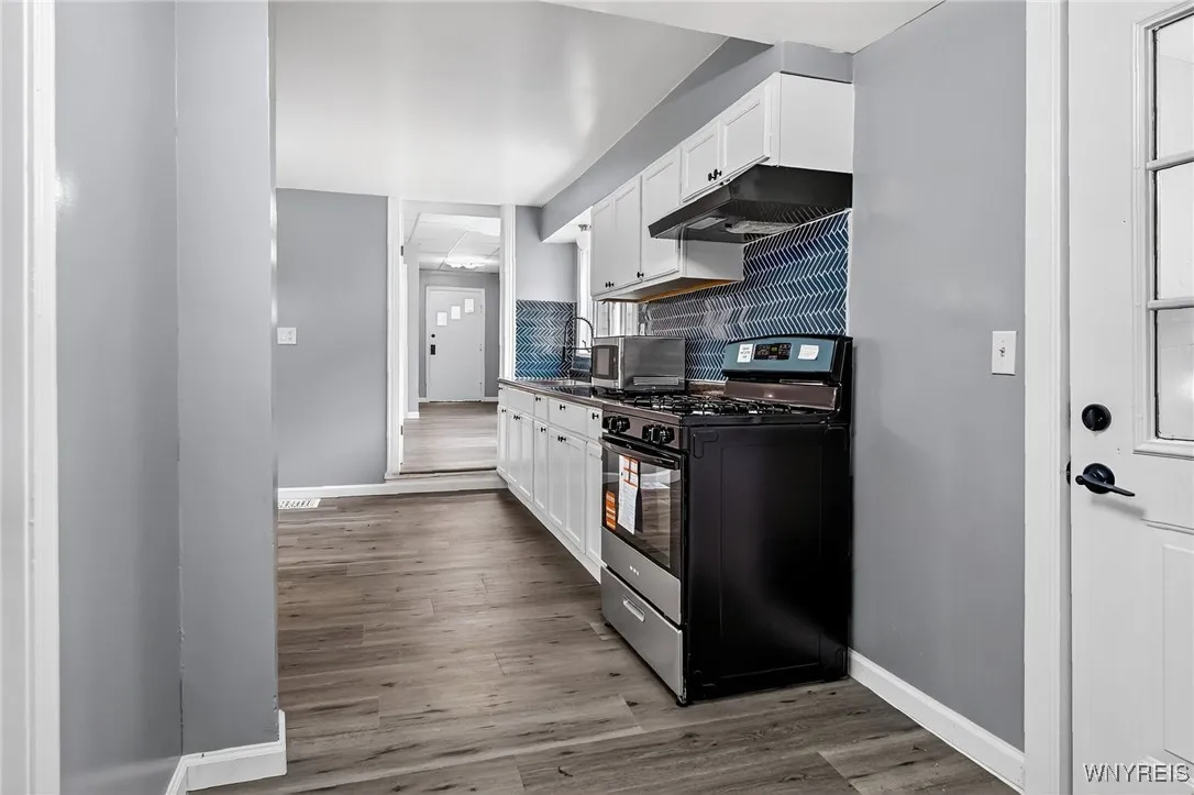 54 Roma Avenue, Buffalo, New York 14215, Buffalo, New York 14215, 3 Bedrooms Bedrooms, 5 Rooms Rooms,1 BathroomBathrooms,Residential,For Sale,54 Roma Avenue, Buffalo, New York 14215,0,B1652088