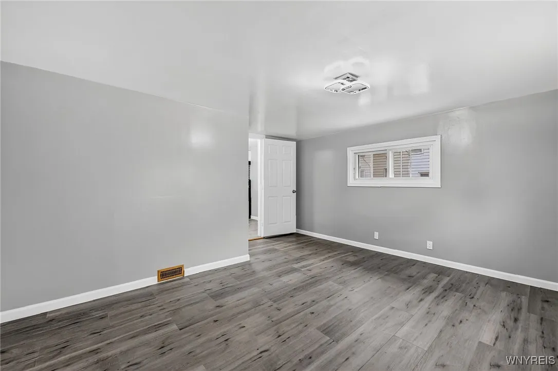 54 Roma Avenue, Buffalo, New York 14215, Buffalo, New York 14215, 3 Bedrooms Bedrooms, 5 Rooms Rooms,1 BathroomBathrooms,Residential,For Sale,54 Roma Avenue, Buffalo, New York 14215,0,B1652088