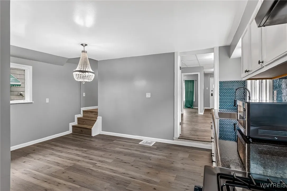 54 Roma Avenue, Buffalo, New York 14215, Buffalo, New York 14215, 3 Bedrooms Bedrooms, 5 Rooms Rooms,1 BathroomBathrooms,Residential,For Sale,54 Roma Avenue, Buffalo, New York 14215,0,B1652088